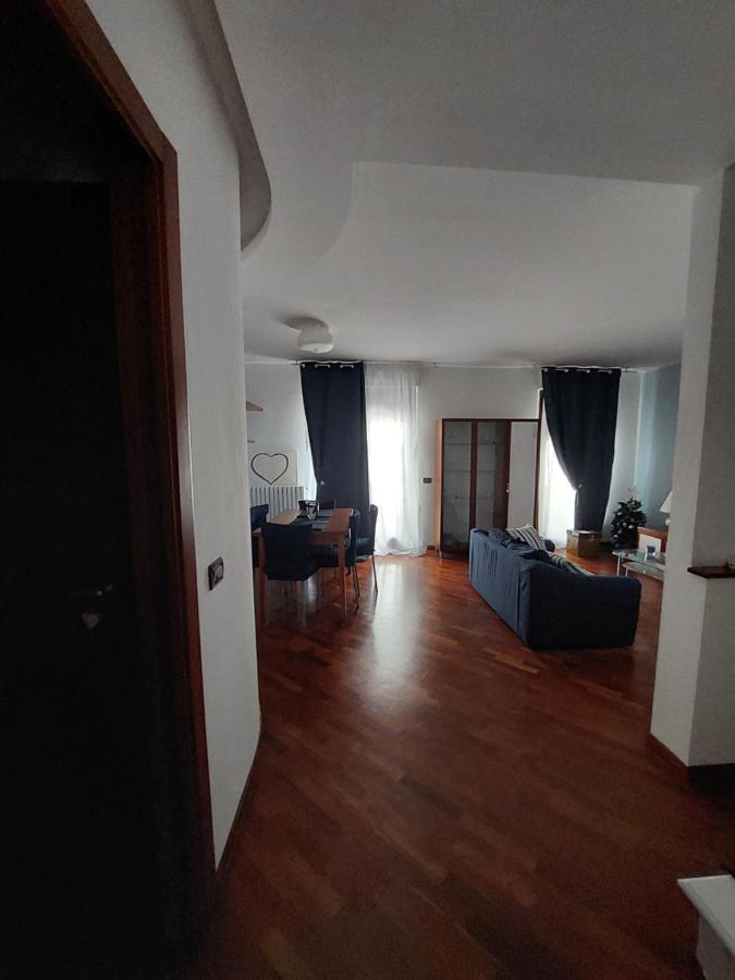 ペスカーラCasamareアパートメント エクステリア 写真